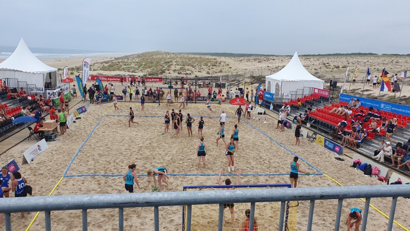 Beach hand international à Lacanau